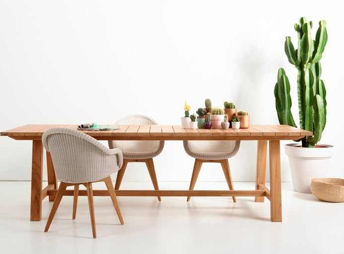 Table BERNARD en teck 220 x 100 cm