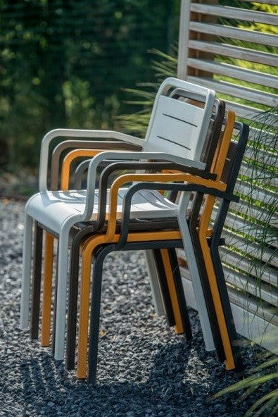 Fauteuil empilable URBAN