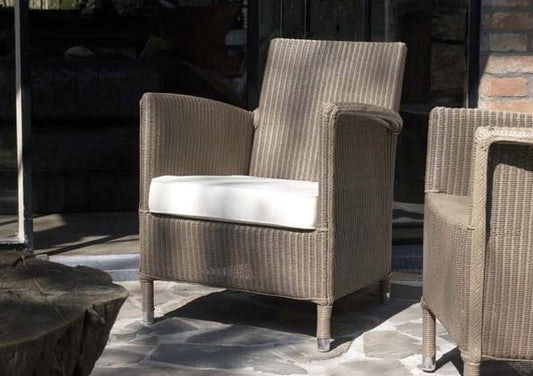 Fauteuil bas DEAUVILLE CHAIR et coussin SUNBRELLA - Vincent Sheppard