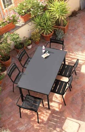 Chaise empilable STAR